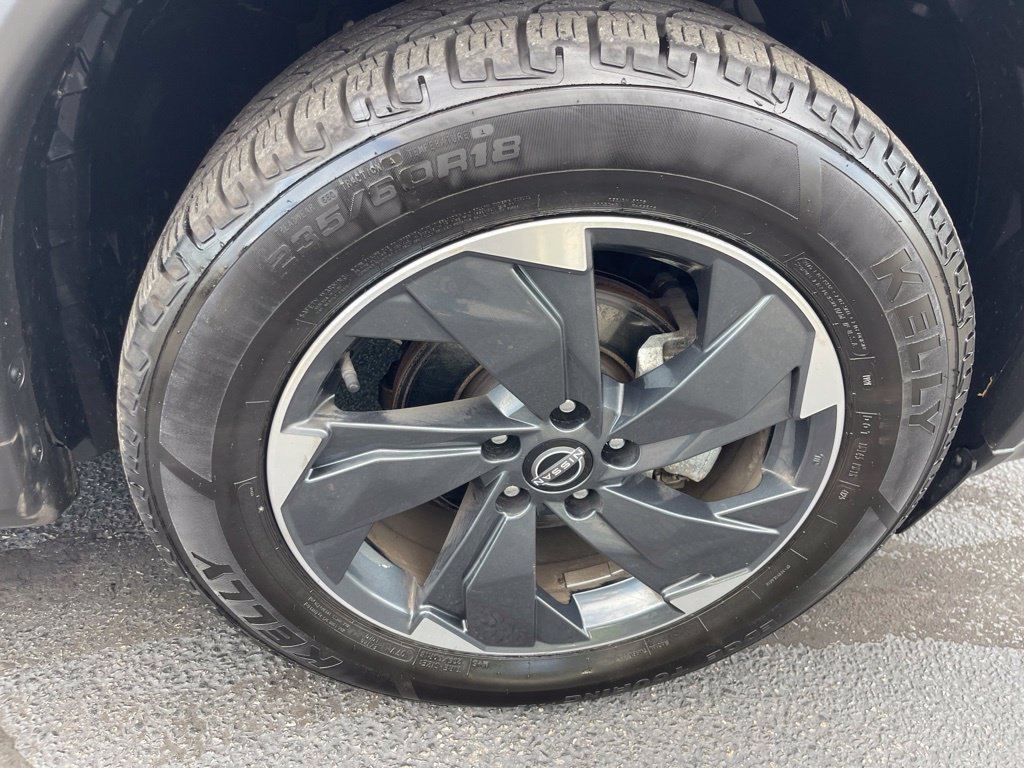 Certified 2024 Nissan Rogue SV AWD/4WD image 29