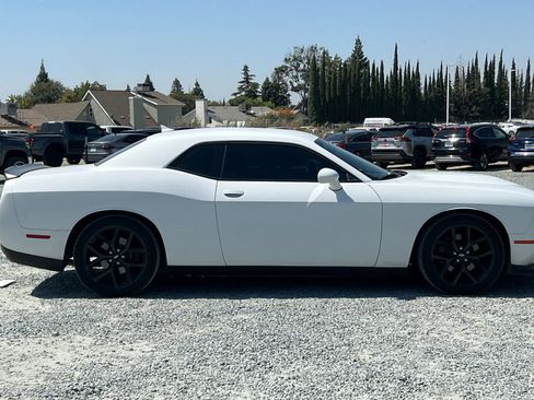 Used 2019 Dodge Challenger GT w/ Blacktop Package RWD image 9