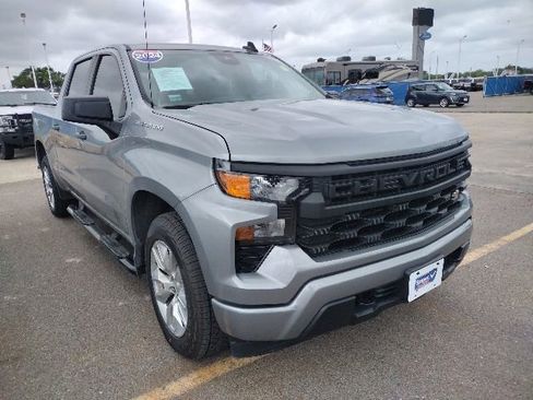 Used 2024 Chevrolet Silverado 1500 Custom RWD image 8