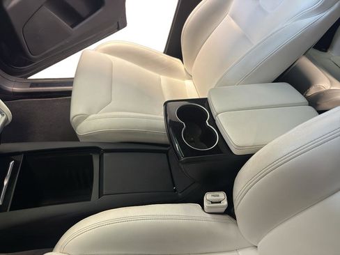 Used 2016 Tesla Model X P100D image 14
