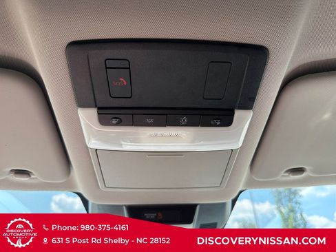 Certified 2024 Nissan Rogue SV FWD image 25