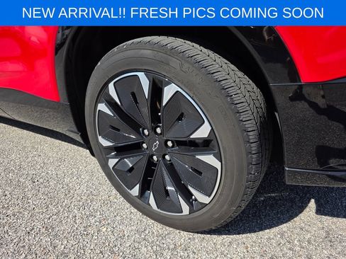Used 2024 Chevrolet Blazer EV RS AWD/4WD image 6
