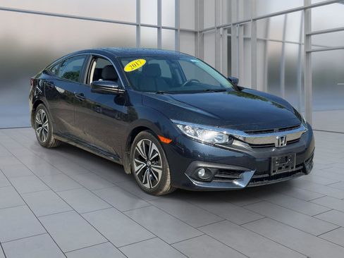 Used 2017 Honda Civic EX-T image 2