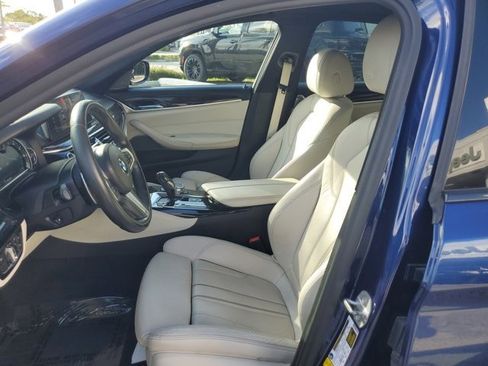 Used 2018 BMW 540i RWD image 24