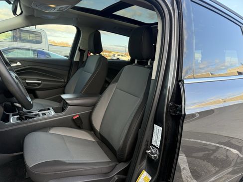 Used 2018 Ford Escape SE w/ SE Sync 3 Package image 11