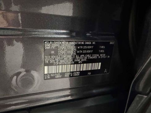 Used 2022 Toyota RAV4 XLE w/ Convenience Package image 10