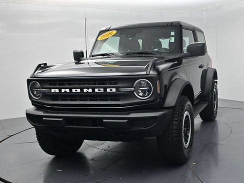 Used 2026 Ford Bronco 2-Door w/ Sasquatch Package AWD/4WD image 3