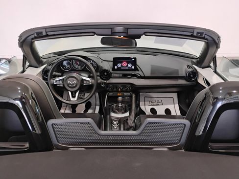 Used 2022 MAZDA MX-5 Miata Club w/ Brembo/BBS Recaro Package image 45