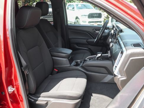Used 2025 GMC Canyon Elevation w/ Convenience Package RWD image 43