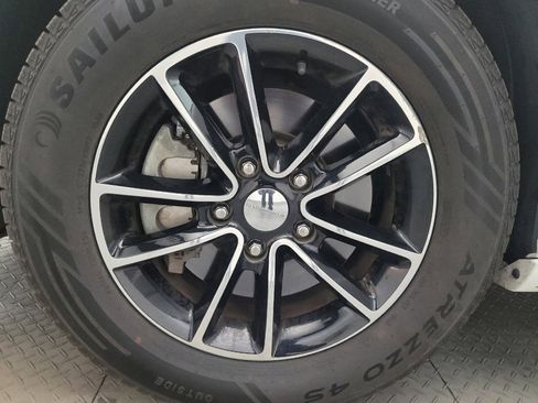 Used 2017 Dodge Grand Caravan GT FWD image 31