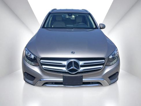 Used 2019 Mercedes-Benz GLC 300 image 3