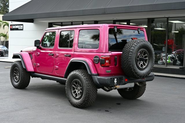 Used 2022 Jeep Wrangler Unlimited Rubicon w/ Xtreme Recon 35" Tire Package AWD/4WD image 3