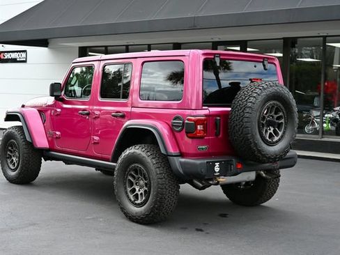 Used 2022 Jeep Wrangler Unlimited Rubicon w/ Xtreme Recon 35" Tire Package AWD/4WD image 3