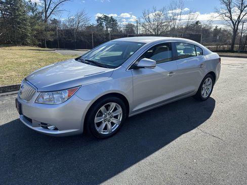 Used 2011 Buick LaCrosse CXL image 4