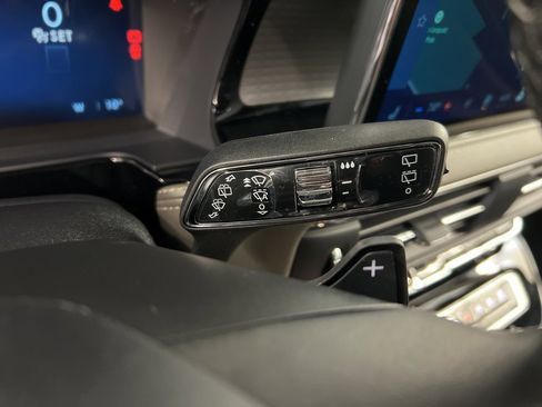 New 2026 Lincoln Corsair Premiere image 21