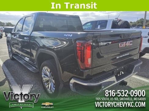 Used 2023 GMC Sierra 1500 SLT w/ SLT Premium Plus Package image 6
