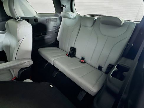 Used 2025 Hyundai Palisade SEL image 29