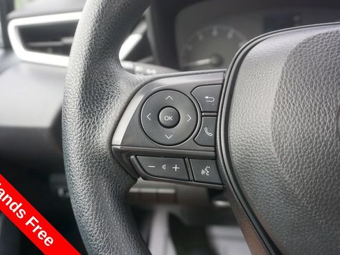 Used 2024 Toyota Corolla LE FWD image 4