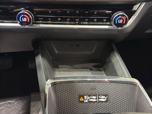 New 2026 Chevrolet Equinox RS w/ LPO, Floor Liner Package image 31