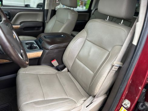 Used 2015 Chevrolet Silverado 2500 LTZ w/ LTZ Plus Package image 21