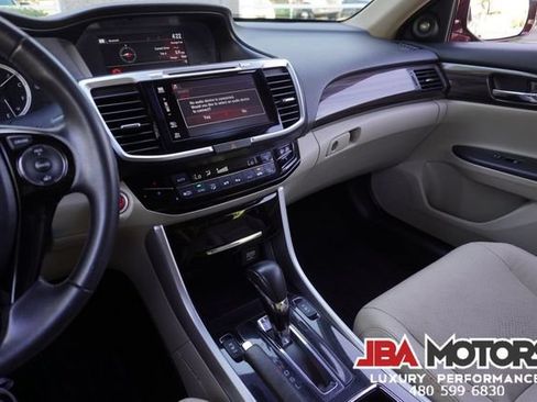 Used 2017 Honda Accord EX-L image 20