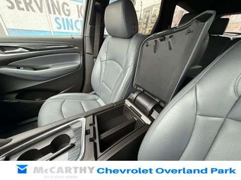 Used 2022 Buick Enclave Premium image 26