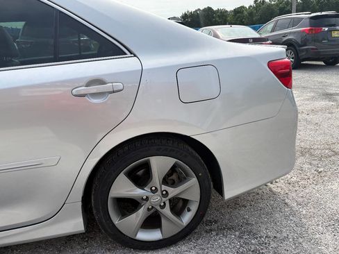 Used 2013 Toyota Camry SE w/ Convenience Pkg FWD image 20