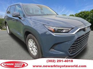 Used 2025 Toyota Grand Highlander AWD video 1