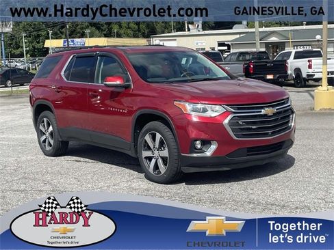 Used 2021 Chevrolet Traverse LT w/ LT Premium Package image 1