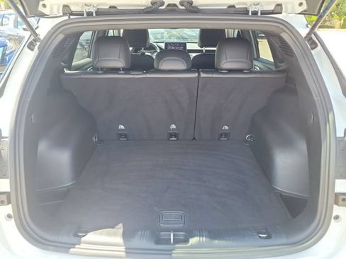 Used 2025 Jeep Compass Trailhawk AWD/4WD image 9