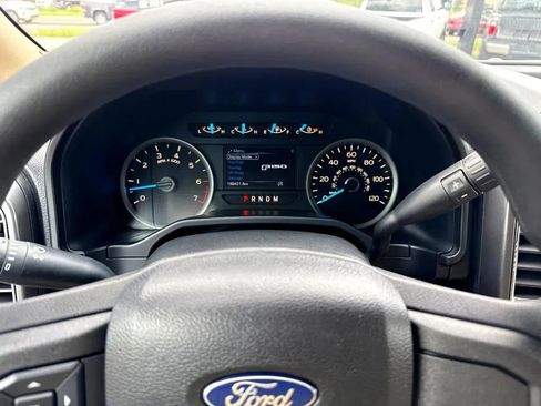 Used 2017 Ford F150 XLT w/ Equipment Group 302A Luxury image 18