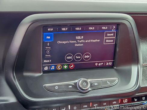 Used 2021 Chevrolet Camaro LT RWD image 15