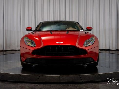 Used 2020 Aston Martin DB11 AMR image 4