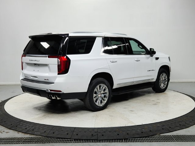 Used 2025 GMC Yukon Denali RWD image 8