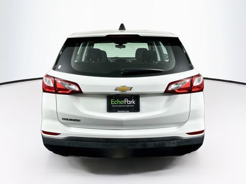 Used 2019 Chevrolet Equinox LS FWD image 7