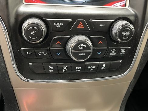 Used 2017 Jeep Grand Cherokee Limited w/ Trailer Tow Group IV image 20