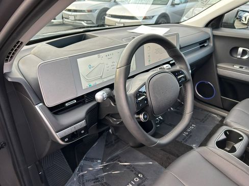 Used 2024 Hyundai Ioniq 5 Limited image 12