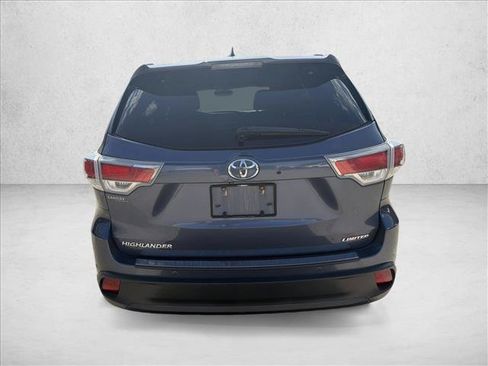 Used 2016 Toyota Highlander Limited FWD image 3
