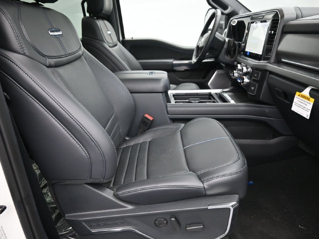 Certified 2025 Ford F250 Platinum AWD/4WD image 11