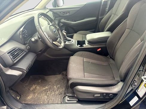 Used 2023 Subaru Outback Premium image 13
