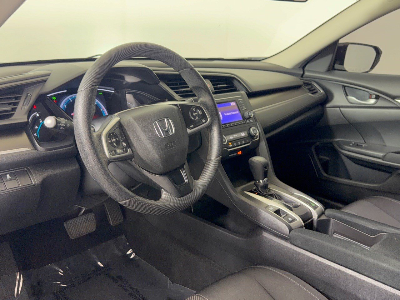 Used 2020 Honda Civic LX image 4