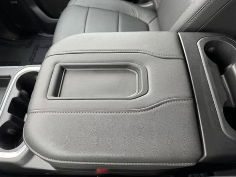 Certified 2021 Chevrolet Silverado 1500 LT Trail Boss w/ Convenience Package II AWD/4WD image 21