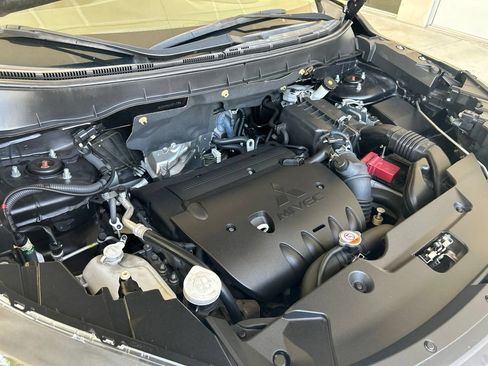 Used 2021 Mitsubishi Outlander Sport ES FWD image 10