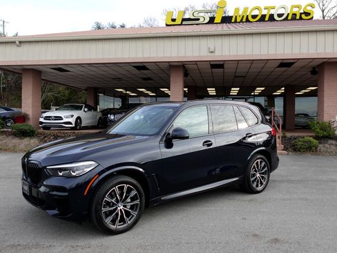 Used 2022 BMW X5 xDrive40i w/ M Sport Package image 5