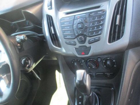 Used 2015 Ford Transit Connect XLT image 9