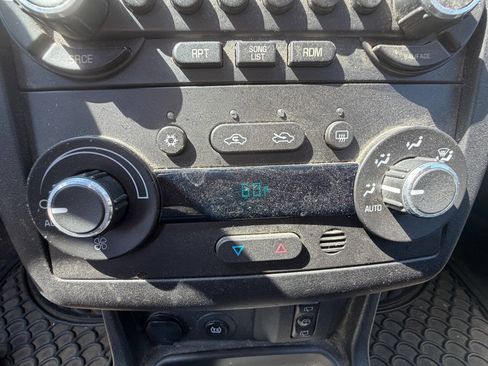 Used 2006 Chevrolet Malibu LTZ FWD image 35