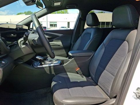 Used 2024 Buick Envista Preferred w/ Convenience I Package FWD image 14