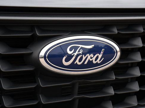 Used 2023 Ford Escape AWD image 34