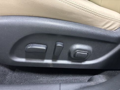 Used 2024 Nissan Murano SV AWD/4WD image 10