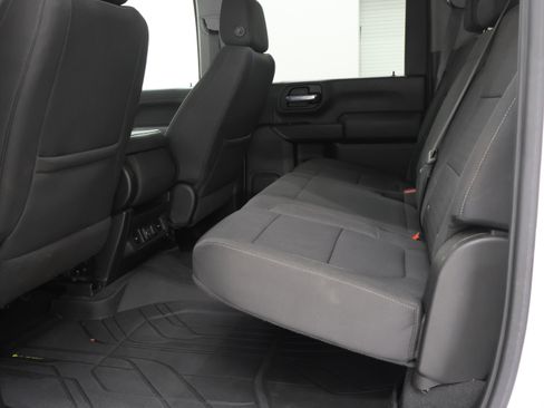 Used 2022 Chevrolet Silverado 2500 LT w/ Convenience Package AWD/4WD image 9